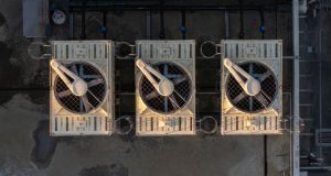 New Laser Cooling Tech Set to Halve Data Center Energy Use